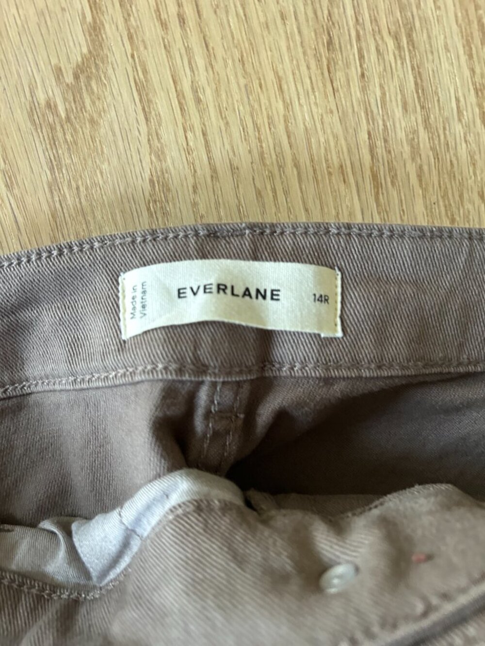 Everlane Women's Utility Barrel Pant in Taupe, Size 14, Cotton/Twill - Picture 5 of 7